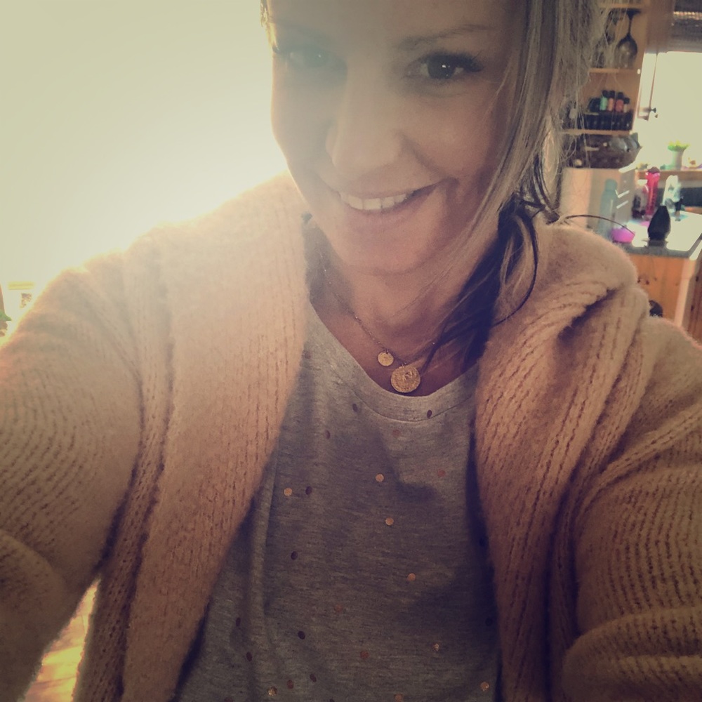 Meet your Posher, Dara